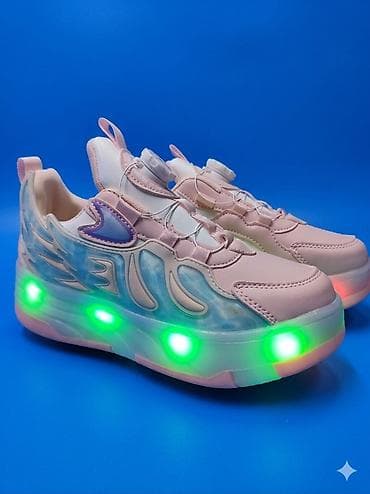 термо кроссы: Детские кроссовки-ролики с подсветкой - Формат 2 в 1: обычная обувь и — 1