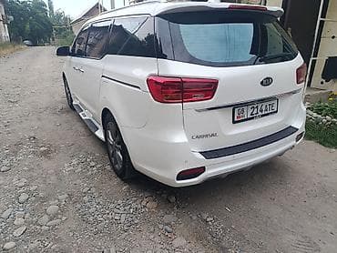 Kia Carnival: 2019 г., 2.2 л, Автомат, Дизель, Минивэн — 9