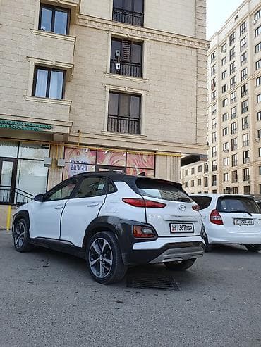 хундай кроссовер: Hyundai Kona: 2018 г., 1.6 л, Автомат, Бензин, Кроссовер — 2