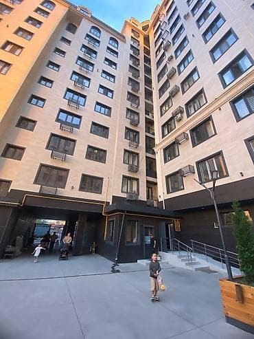 3 3: 3 комнаты, 75 м², Элитка, Евроремонт — 1