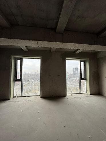 red centr: Аренда офисов, 95 м², В бизнес центре, 1 линия, С системой безопасности — 2