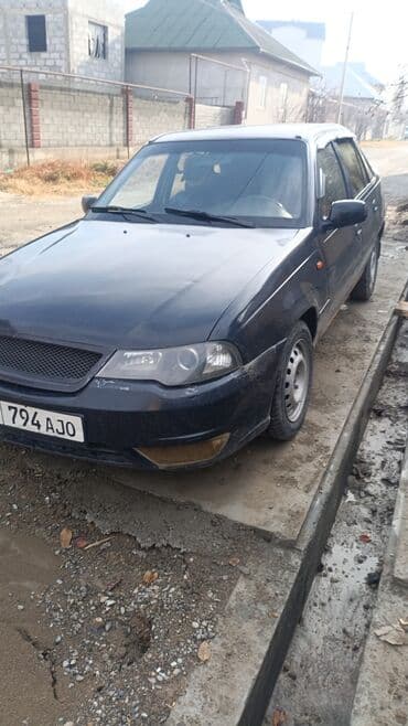 телефон на авто: Автомобиль седан, темно-синий/черный цвет кузова — 2