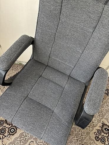 кресло кожа: Офисное кресло, С колесиками, цвет - Серый — 3