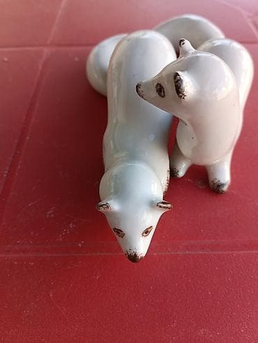 Фарфоровая статуэтка «Горностаи», Полонное (СССР) Продаю винтажную