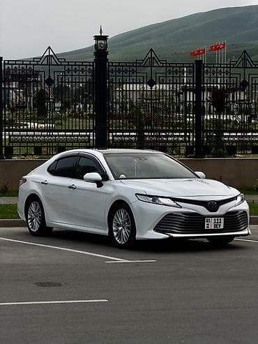 Toyota Camry: 2018 г., 2.5 л, Автомат, Бензин, Седан — 1