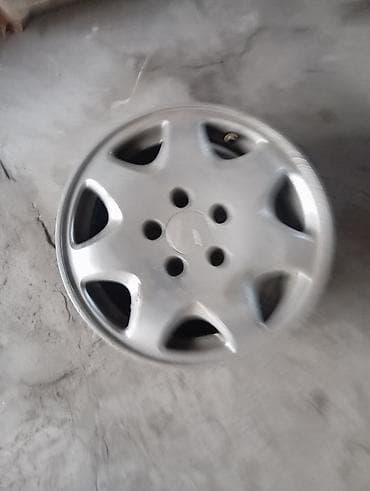 сидения на хонда стрим: Литые Диски R 15 Honda, Комплект, отверстий - 5, Б/у — 1