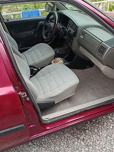lexus es 2004: Volkswagen Vento: 1992 г., Бензин, Седан — 8