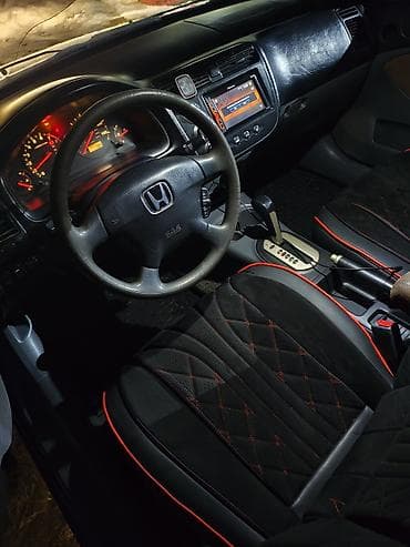 продаю tucson авто: Honda Civic: 2001 г., 1.7 л, Автомат, Бензин, Седан — 5