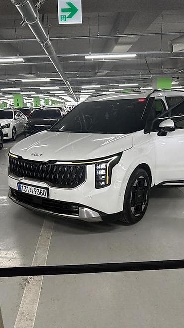 аренда kia carnival продаю: Kia Carnival: 2024 г., 1.6 л, Автомат, Гибрид, Минивэн — 6