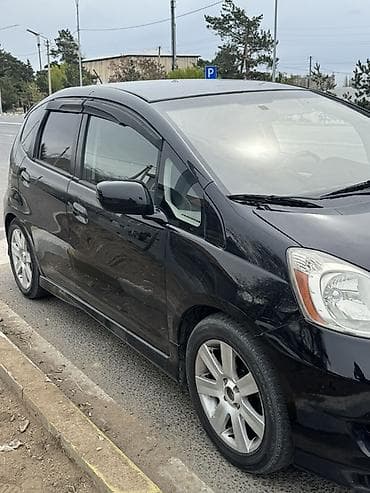 mini cooper: Honda Fit: 2008 г., 1.5 л, Автомат, Бензин, Хэтчбэк — 3