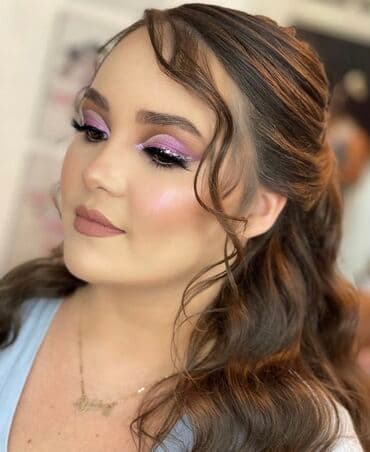 Иш-чараларды уюштуруу: Кечки, Күндүзгү, Үлпөт, Үйүнө баруу менен, Консультация, Сертификаты бар визажист — 12