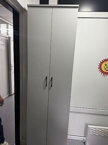 сейфы бишкек: Каждый шкаф 3000 кроме шкафа под раковиной, он 2000 — 3