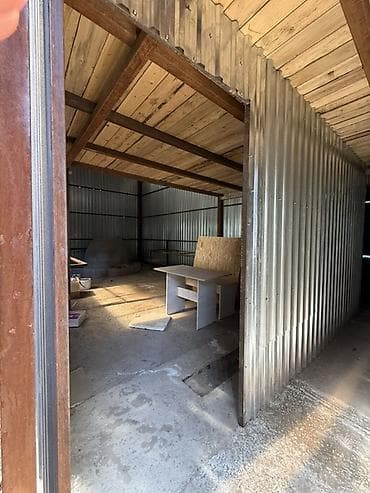 гараж металлические: Сдается в аренду просторный металлический ангар/склад. Адрес чуй — 3