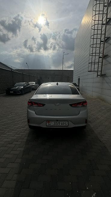 какую машину можно купить за 15000 долларов: Hyundai Sonata: 2021 г., 2 л, Автомат, Газ, Седан — 6