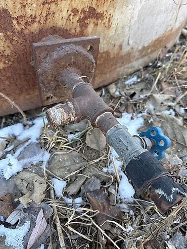 Бизнес үчүн жабдуулар: Продам цельную металлическую емкость (бочка) 20 куб.м. Производства — 4