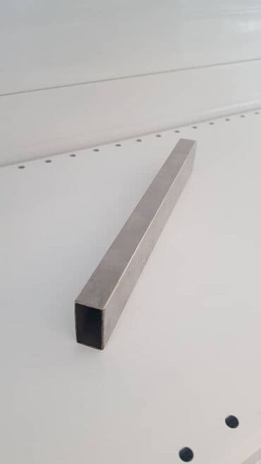 Продаю нержавеющую профильную трубу 15 х 30( стенка 1мм) Стоимость 250