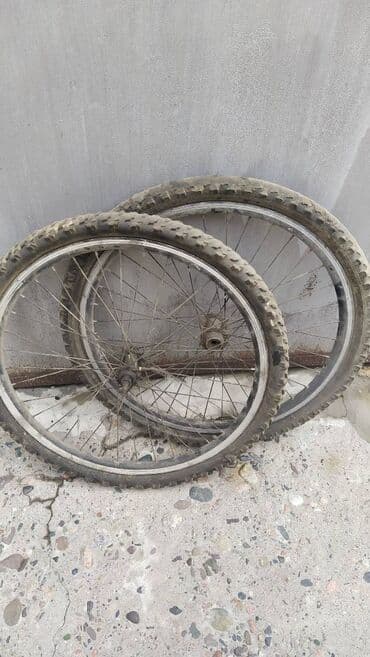моторы для велосипедов: . Вилка под 26 колеса дисковые тормоза штаны алюминий б/у. Колёса — 3