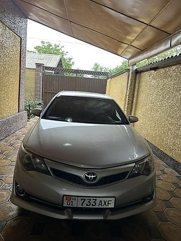 Toyota Camry: 2014 г., 2.5 л, Автомат, Бензин, Седан