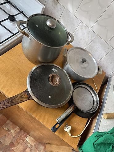 солон: Вся посуда ( большие кесешки кострюли сковородки и т д ) за 300 с — 2