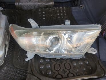 дополнительное освещение на авто: Передняя правая фара Toyota Б/у, Оригинал — 1