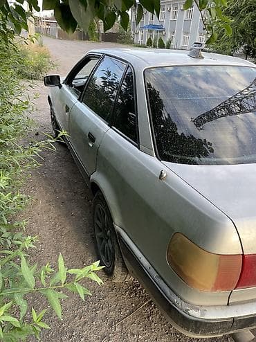 corolla 2016: Audi 80: 1992 г., Седан — 7