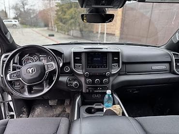 решетка краун: Dodge Ram 1500: 2020 г., 5.7 л, Автомат, Бензин, Пикап — 8