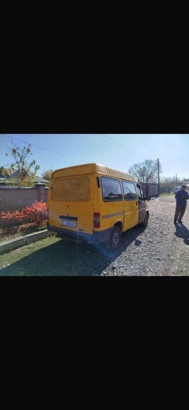 триды полик: Ford Transit: 2000 г., 2.5 л, Van — 4