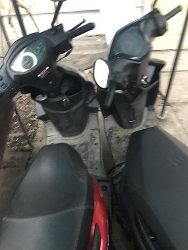 мопед за 10 тысяч: Макси-скутер 150 куб. см, Бензин, Б/у — 5