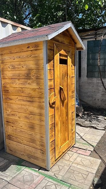 Уличный туалет Дачный туалет Туалет дачный в наличии ровным полом и