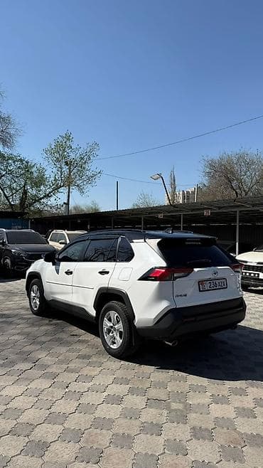кич ка 5: Toyota RAV4: 2019 г., 2.5 л, Автомат, Гибрид, Кроссовер — 3