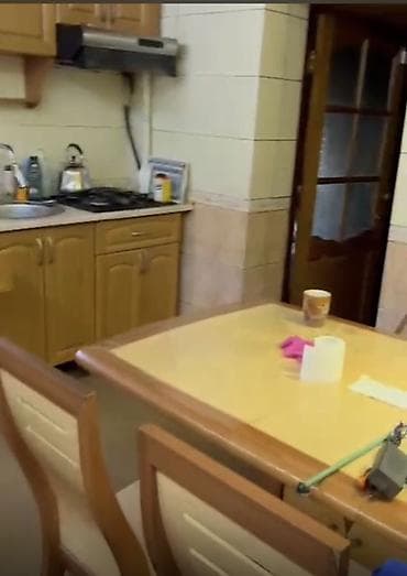 дом помещения: Просторный жилой дом с двумя этажами Кирпичный завод “Красный — 3