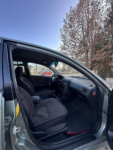 lexus hx: Toyota Avensis: 2003 г., 1.8 л, Механика, Бензин, Седан — 8