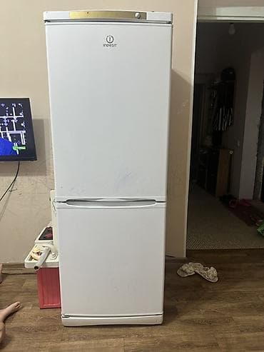 Муздаткыч Indesit, Колдонулган, Эки камералуу