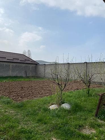 бекер уй: Предлагается к продаже дом с участком 5соток в Беш-кунгее. По улице — 7