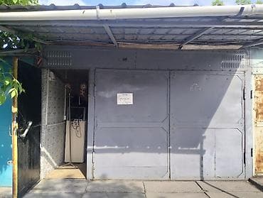 продам в связи с переездом: Гараж-бокс с обустроенной комнатой отдыха и видеонаблюдением - — 1