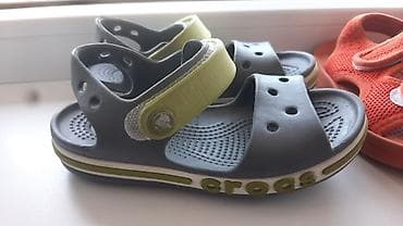 кроксы ботинки: Продаю crocs'ы размер с 9, за всё 2000 — 2