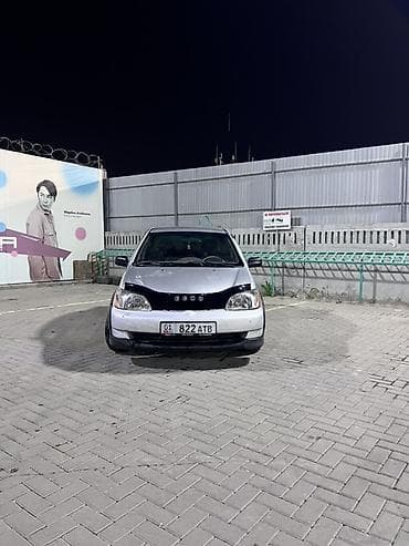 lexus e: Toyota Echo: 2001 г., Автомат, Бензин — 4