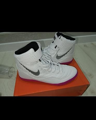 кроссовки парные: Мужские кроссовки, 42.5, 42, Nike, Новый, цвет - Белый, Бесплатная доставка — 2