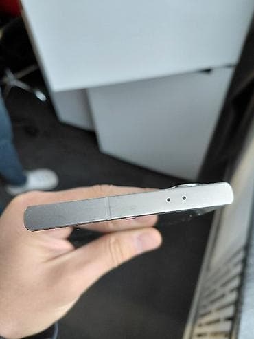 gts 2: Samsung Galaxy S24 Ultra, Б/у, 256 ГБ, цвет - Серый, 2 SIM, eSIM — 4