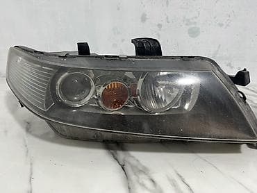 Комплект передних фар Acura — 3
