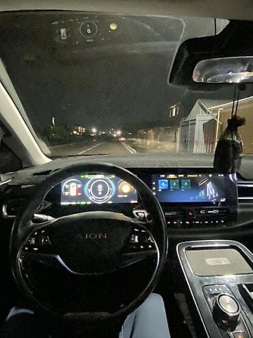 свет для видео: Электромобиль GAC Aion V (кроссовер) Cox 94% Пробег 134,*** Так же — 7