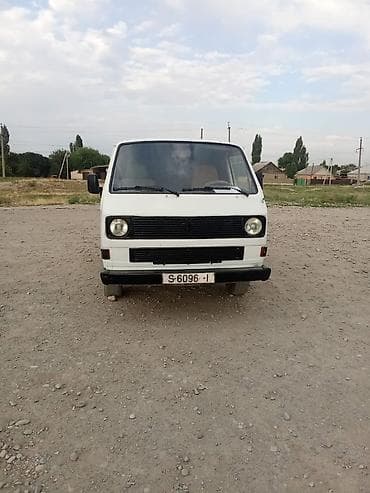 Volkswagen Transporter: 1989 г., Бензин, Фургон