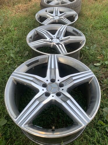 зимние шины на ниву 21214: Литые Диски R 20 AMG, Комплект, отверстий - 5, Б/у — 7