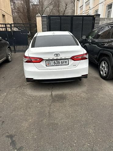 rav 4 2018: Toyota Camry: 2019 г., 2.5 л, Автомат, Бензин, Седан — 2