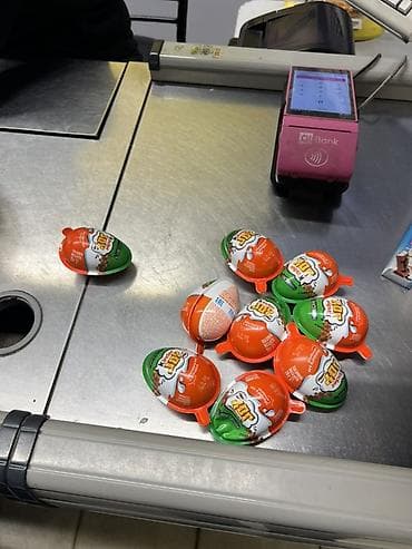 kinder: Kinder Joy — игрушки серия Maincraft оцелот желтая кошка-150 сом — 1