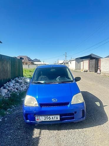 Унаа сатуу: Daihatsu Cuore: 2003 г., 1 л, Кол менен иштөөчү, Бензин, Хетчбек — 2