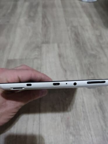 скупка бу планшетов: Планшет, Samsung, память 16 ГБ, 9" - 10", 3G, Б/у, Классический цвет - Белый — 3