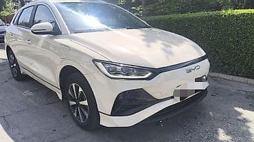 BYD: BYD E2: 2023 г., 0.1 л, Робот, Электромобиль, Хэтчбэк — 2