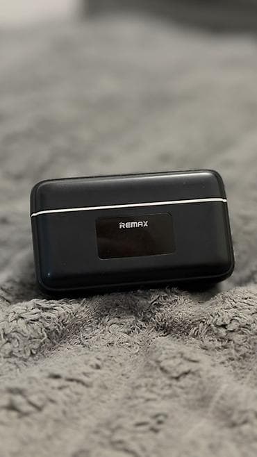 Наушники: Продаю беспроводные петлички REMAX. Использовались около полугода — — 1