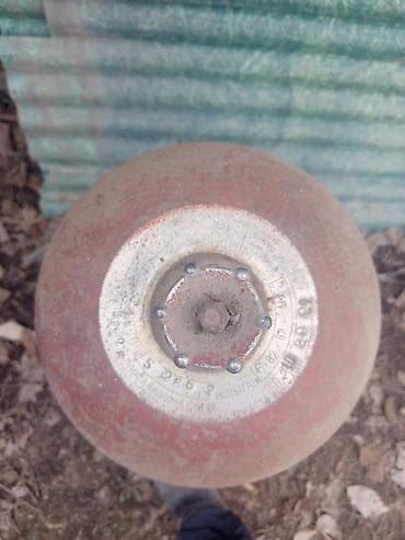 отопление газ: Баллон газовый стальной (пропановый), вертикальный. Характеристики: - — 2